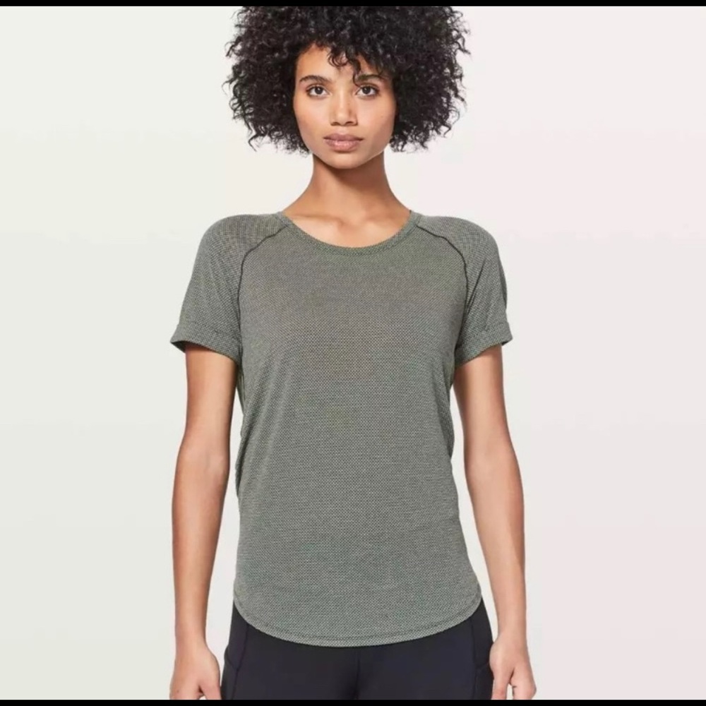 Lululemon honeycomb mess top